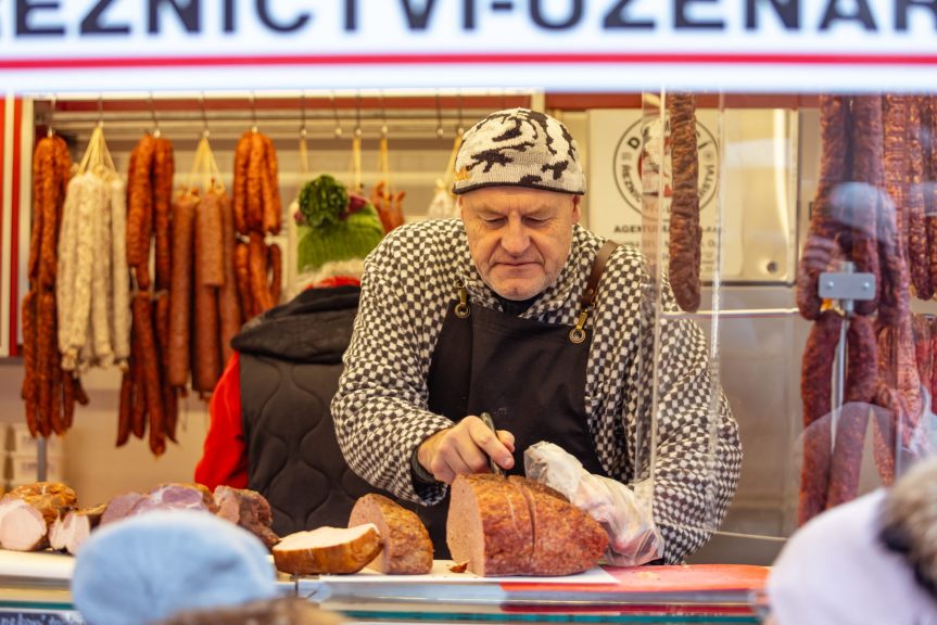 Fotoreportáž ze zakončení 15. ročníku Novoměstských farmářských trhů a Vánočního trhu